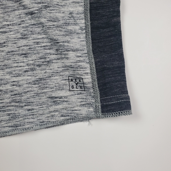 2x AEO Sports Tank Tops - Picture 5 of 9